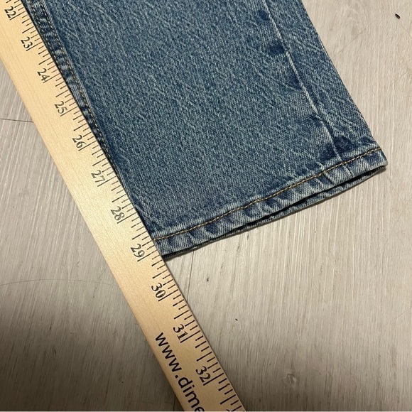 Old Navy Men’ 32x30 Basic Skinny Built In Flex Medium Wash Distressed Jeans NWT - Picture 14 of 14